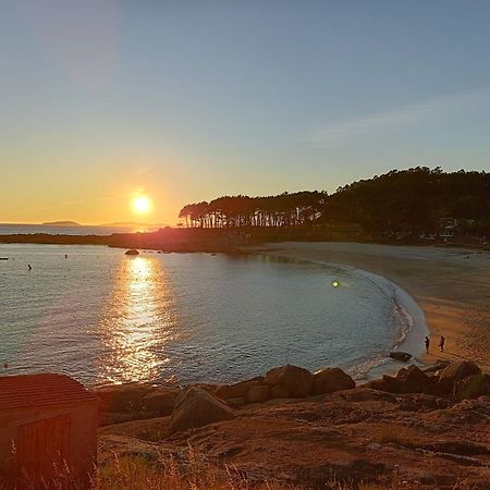 Piso Vacacional En La Playa De Rodeira Lejlighed Cangas do Morrazo Eksteriør billede