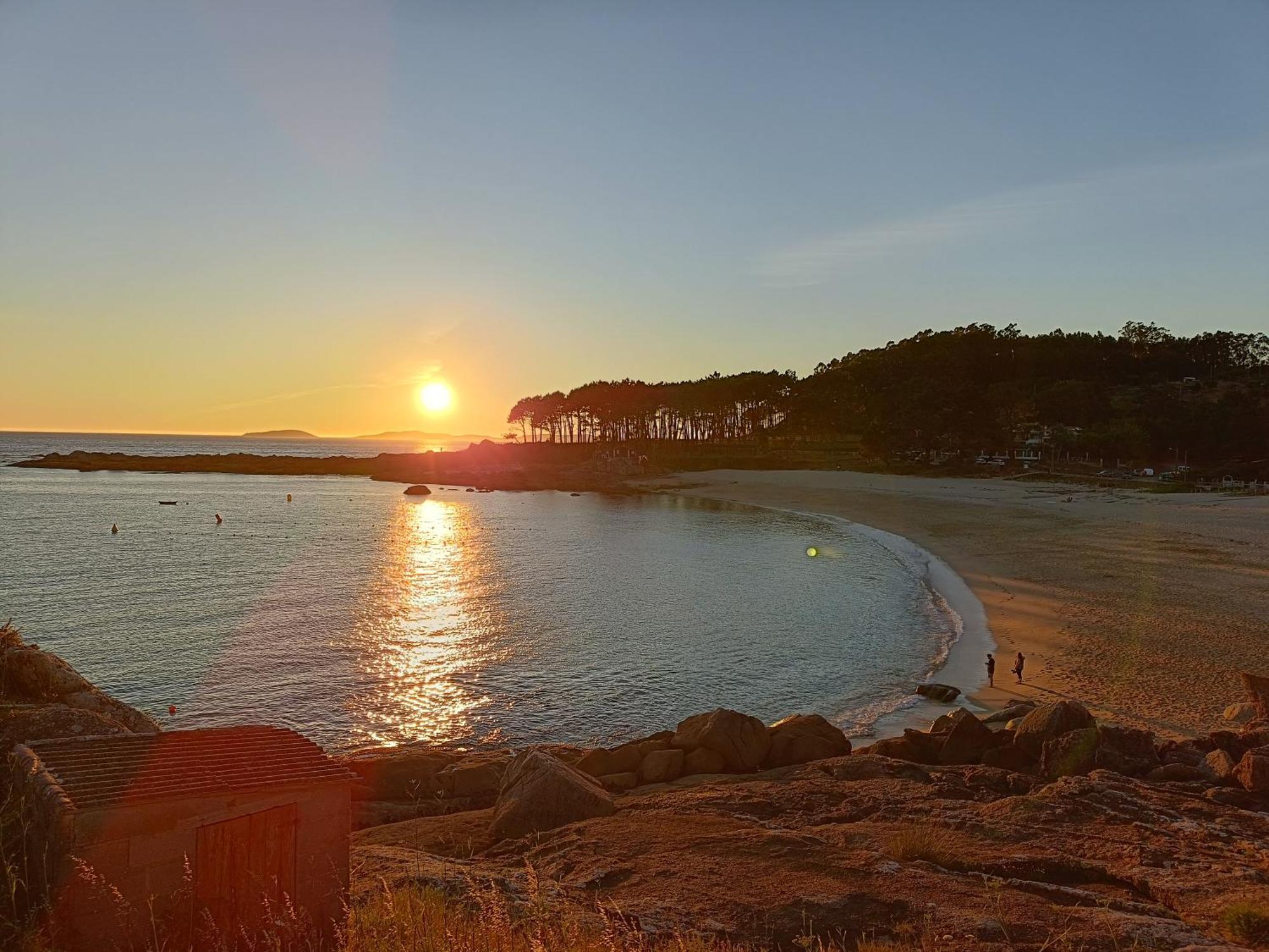 Piso Vacacional En La Playa De Rodeira Lejlighed Cangas do Morrazo Eksteriør billede